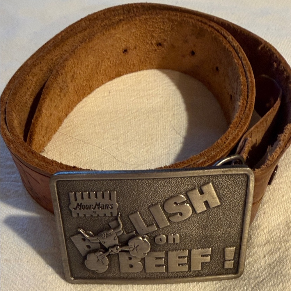 Vintage Moorman Brown Embossed Wildlife & RICHARD‎ Leather Belt w Bullish Buckle